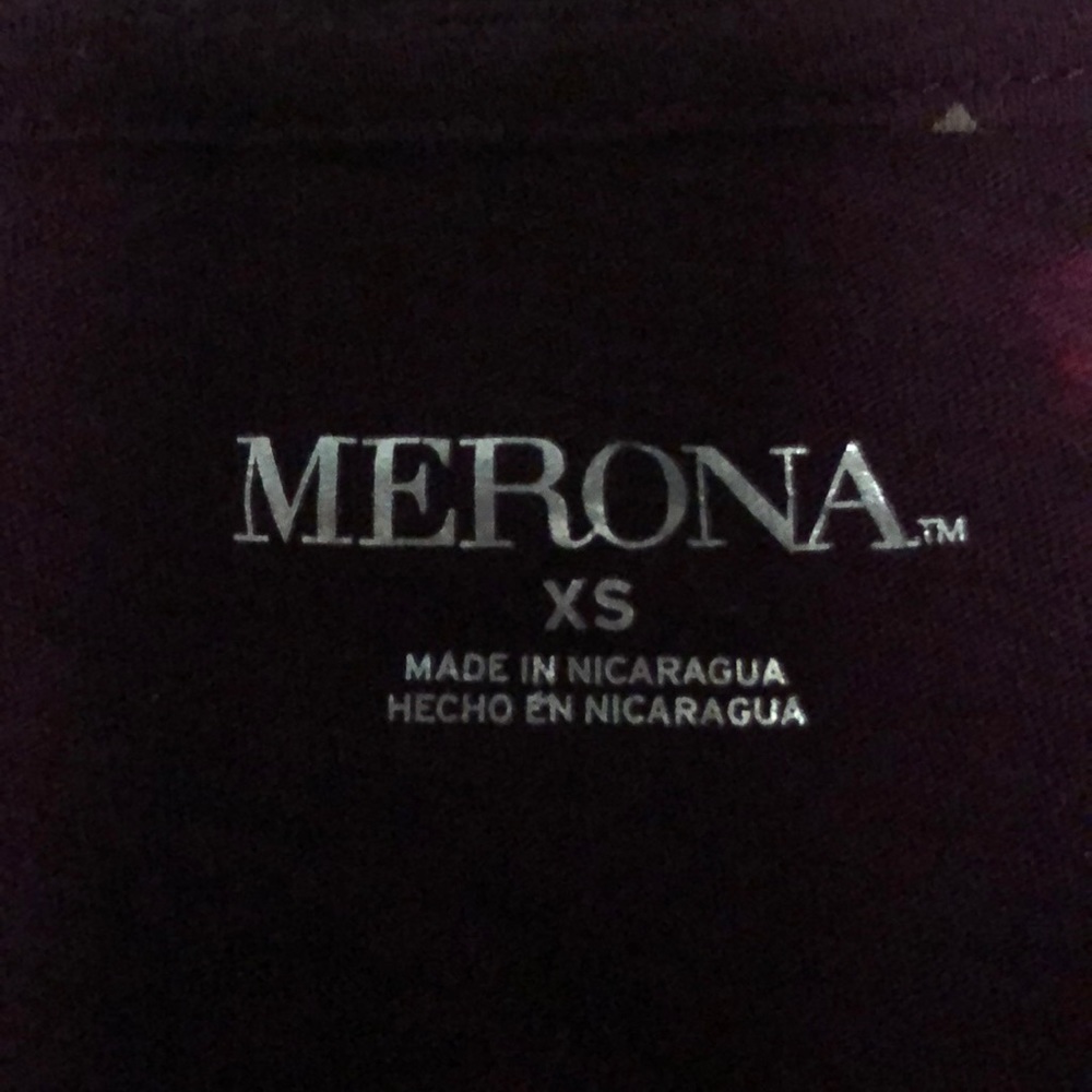 Merona t-shirt - Picture 2 of 3